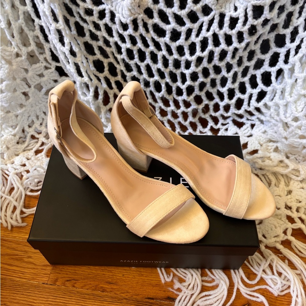 Azazie Beige Block Heel Sandals - Picture 3 of 6